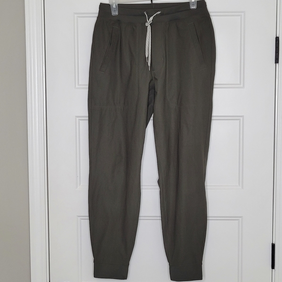 Vuori M Joggers with Pockets - Picture 7 of 7
